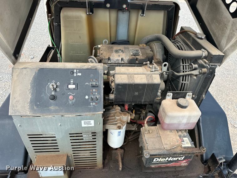 image for item DO7086 2016 Terex RL4 light plant