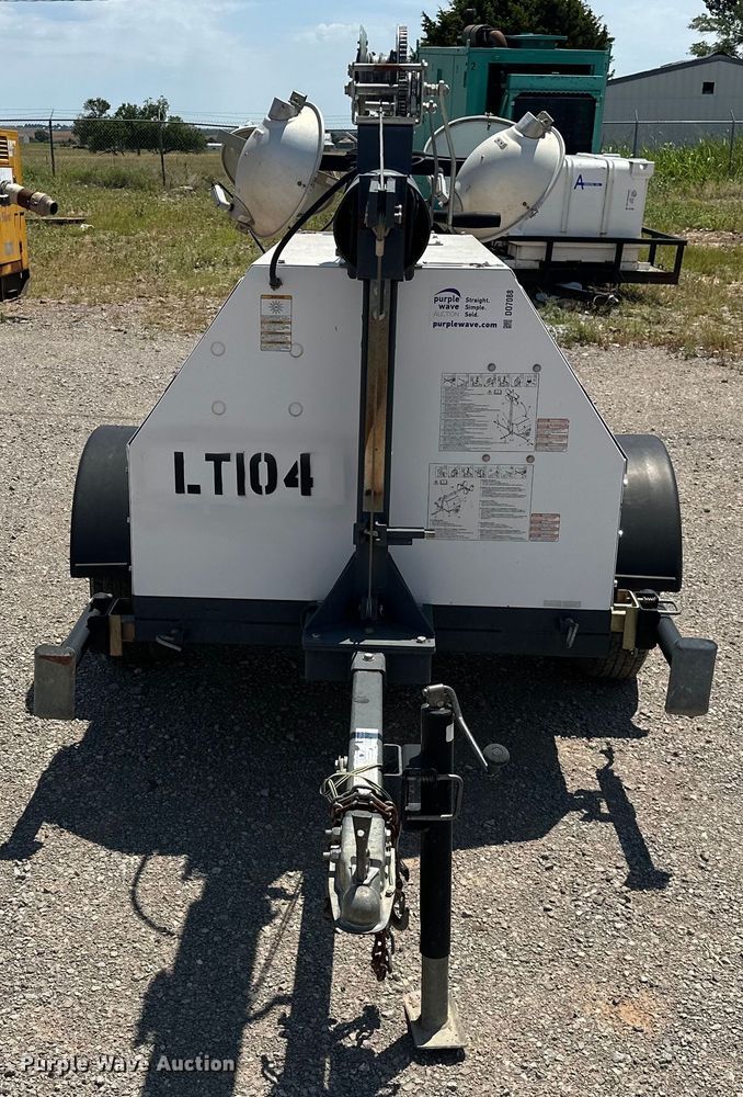 image for item DO7088 2014 Magnum MLT4200 light plant