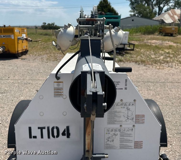 image for item DO7088 2014 Magnum MLT4200 light plant