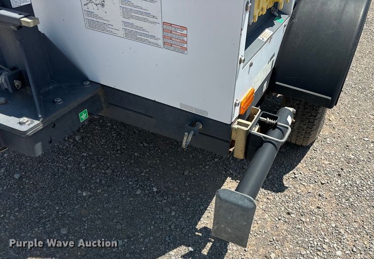 image for item DO7088 2014 Magnum MLT4200 light plant