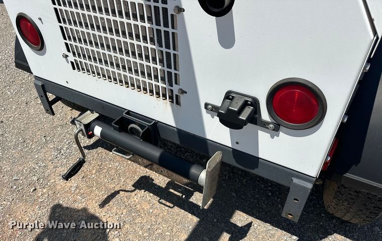 image for item DO7088 2014 Magnum MLT4200 light plant