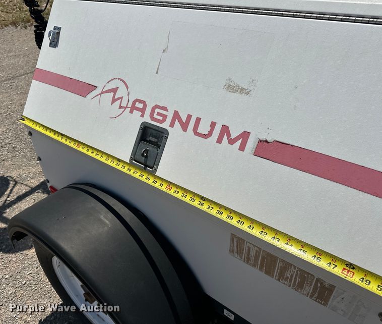 image for item DO7088 2014 Magnum MLT4200 light plant