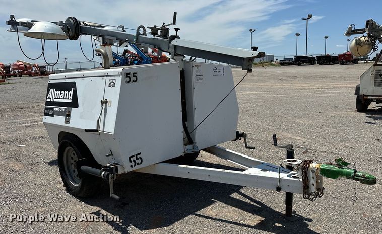 image for item DO7089 Allmand  Maxi-Lite light plant