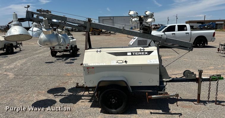 image for item DO7090 2011 Terex RL4000 light plant