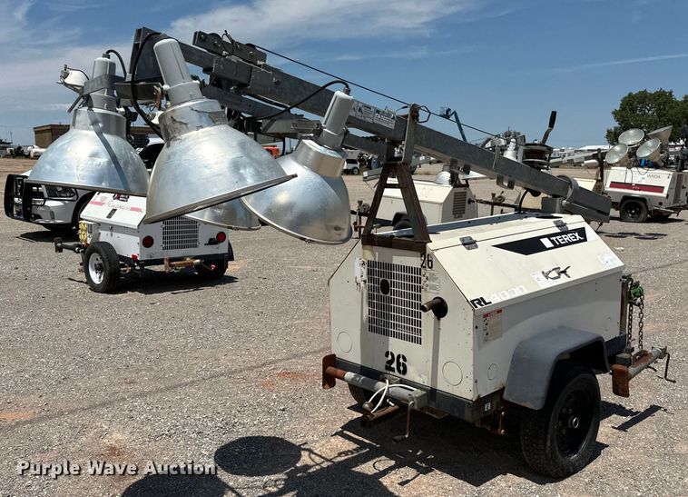 image for item DO7090 2011 Terex RL4000 light plant