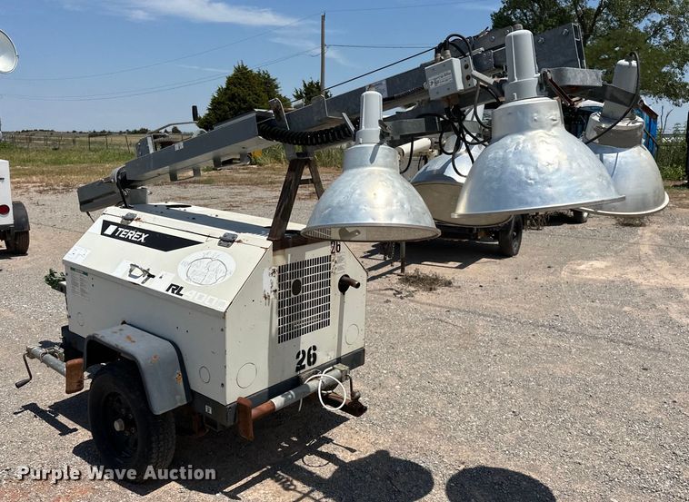 image for item DO7090 2011 Terex RL4000 light plant