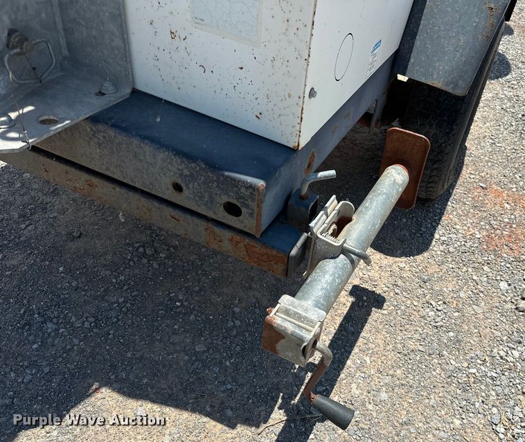 image for item DO7090 2011 Terex RL4000 light plant