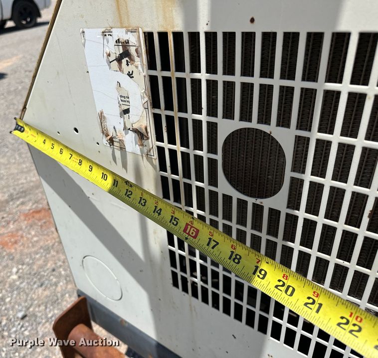 image for item DO7090 2011 Terex RL4000 light plant