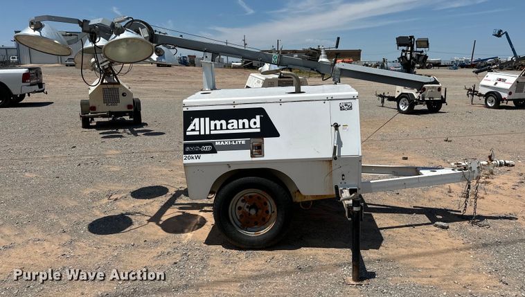 image for item DO7092 Allmand Maxi-Lite  light plant