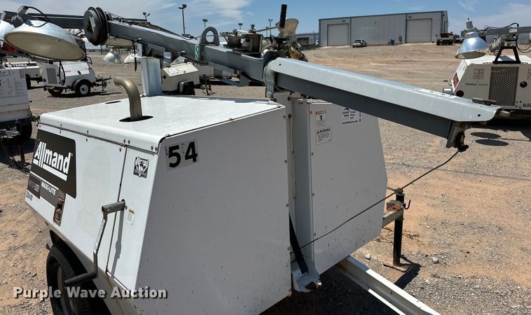 image for item DO7092 Allmand Maxi-Lite  light plant