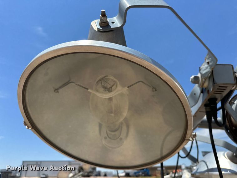 image for item DO7092 Allmand Maxi-Lite  light plant