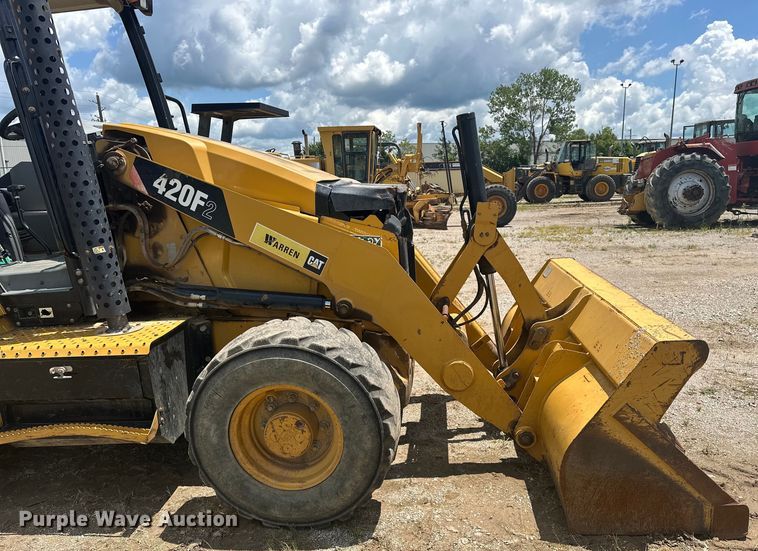 image for item DO7095 2015 Caterpillar  420F2 backhoe