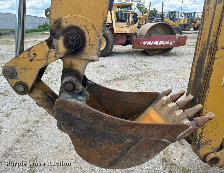 image for item DO7095 2015 Caterpillar  420F2 backhoe