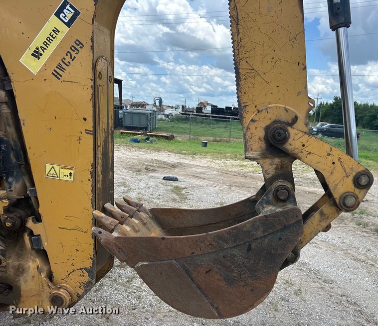 image for item DO7095 2015 Caterpillar  420F2 backhoe