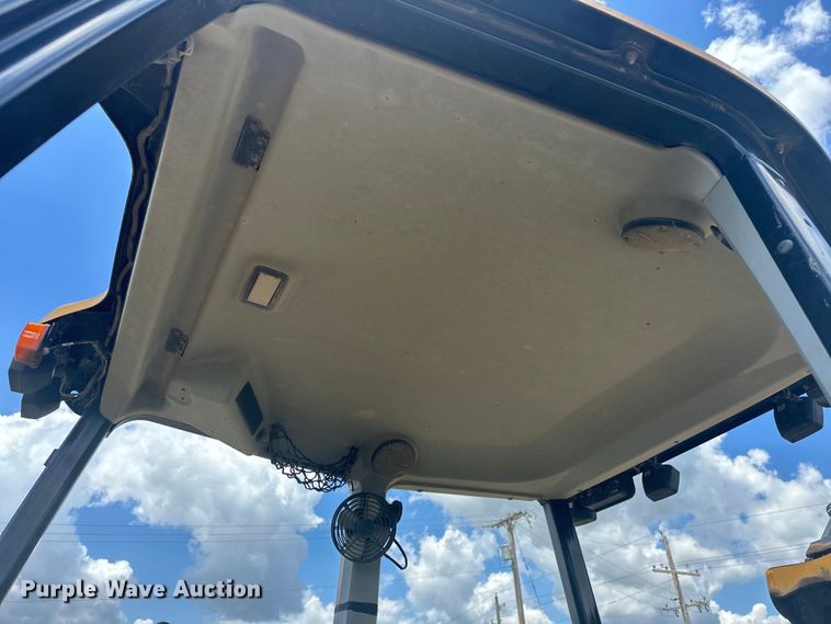 image for item DO7095 2015 Caterpillar  420F2 backhoe