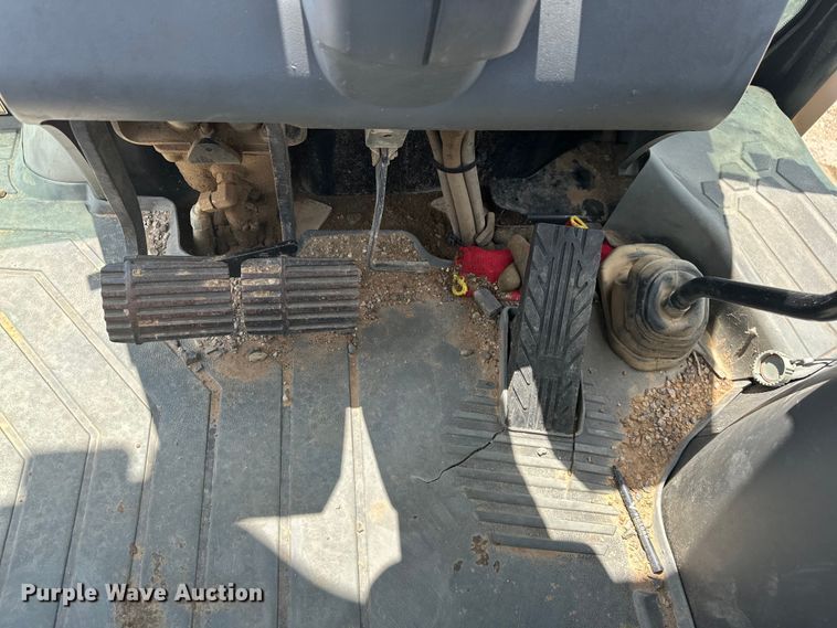 image for item DO7095 2015 Caterpillar  420F2 backhoe