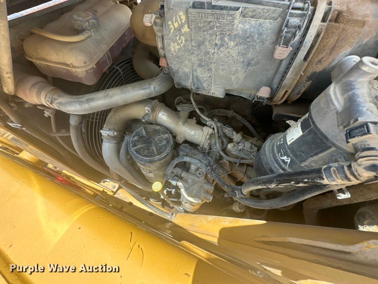 image for item DO7095 2015 Caterpillar  420F2 backhoe