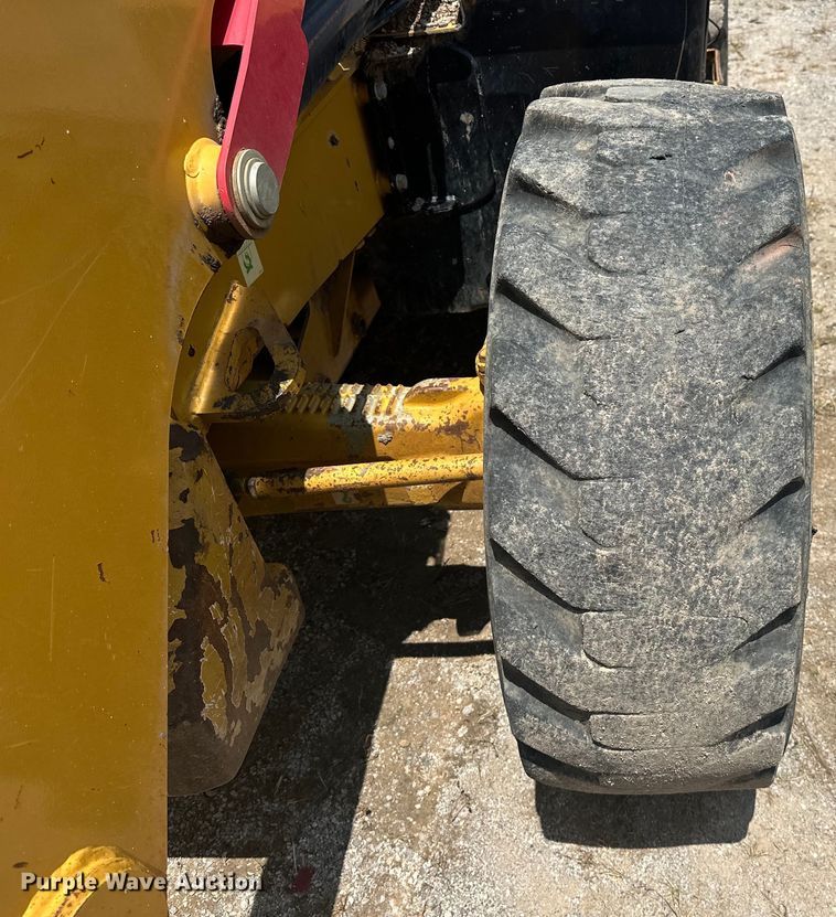 image for item DO7095 2015 Caterpillar  420F2 backhoe