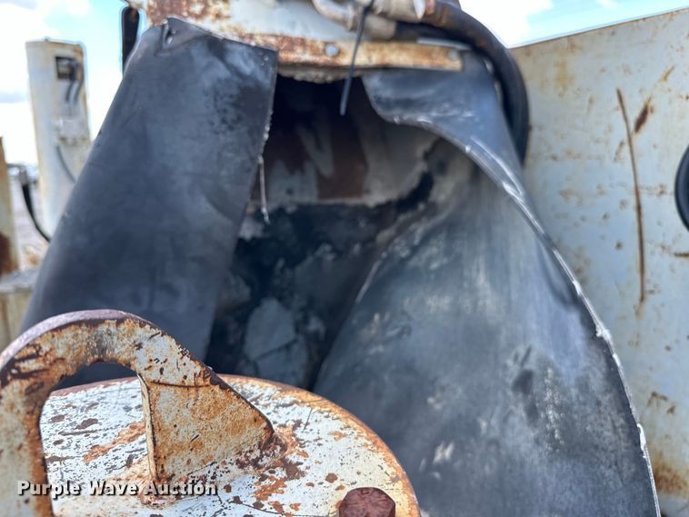 image for item DO7096 2005 Power Curber 5700-B  curb machine 