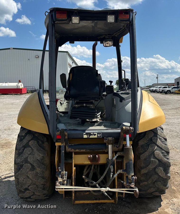 image for item DO7097 2007 Caterpillar  414E IL loader