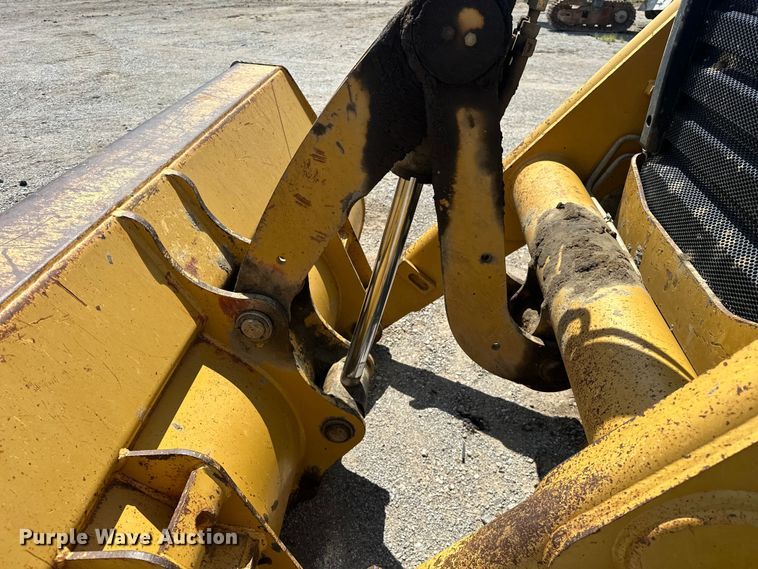 image for item DO7097 2007 Caterpillar  414E IL loader