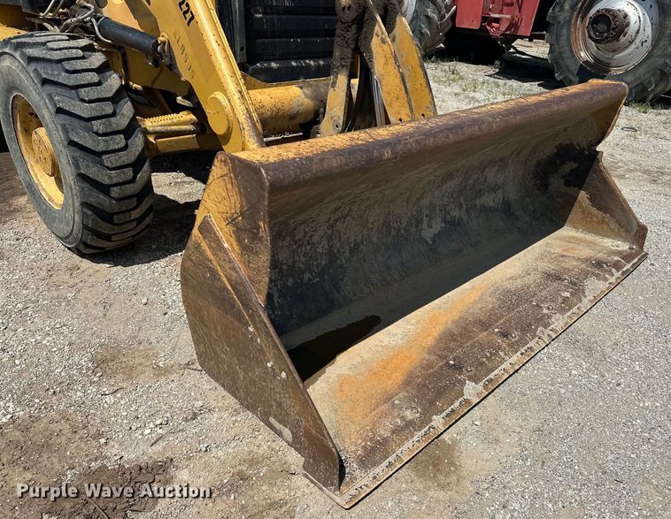 image for item DO7097 2007 Caterpillar  414E IL loader