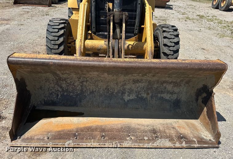 image for item DO7097 2007 Caterpillar  414E IL loader