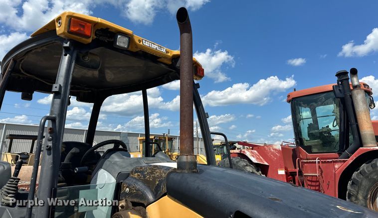 image for item DO7097 2007 Caterpillar  414E IL loader