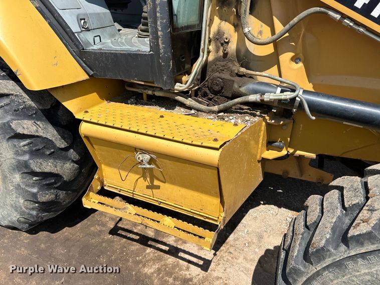 image for item DO7097 2007 Caterpillar  414E IL loader