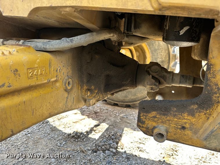image for item DO7097 2007 Caterpillar  414E IL loader
