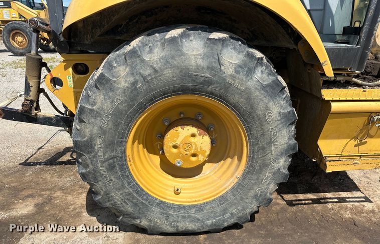 image for item DO7097 2007 Caterpillar  414E IL loader