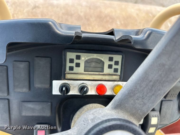 image for item DO7098 2008 Dynapac  CA250D single drum vibratory roller