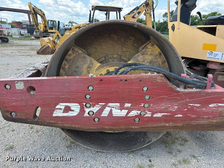 image for item DO7098 2008 Dynapac  CA250D single drum vibratory roller