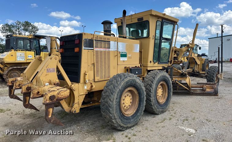 image for item DO7100 1997 Caterpillar  12H motor grader