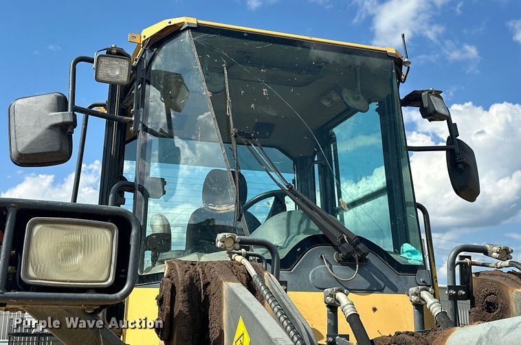 image for item DO7101 2012 Komatsu  WA320PZ-6 wheel loader