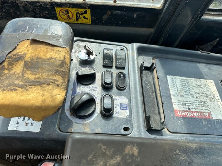 image for item DO7101 2012 Komatsu  WA320PZ-6 wheel loader