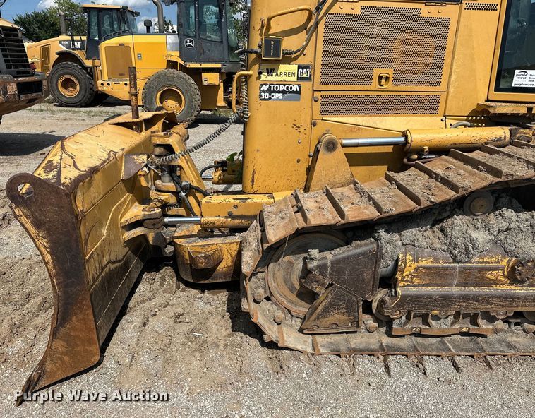 image for item DO7102 2006 Caterpillar  D6N XL dozer