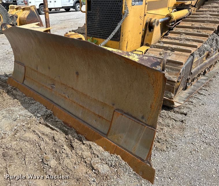 image for item DO7102 2006 Caterpillar  D6N XL dozer