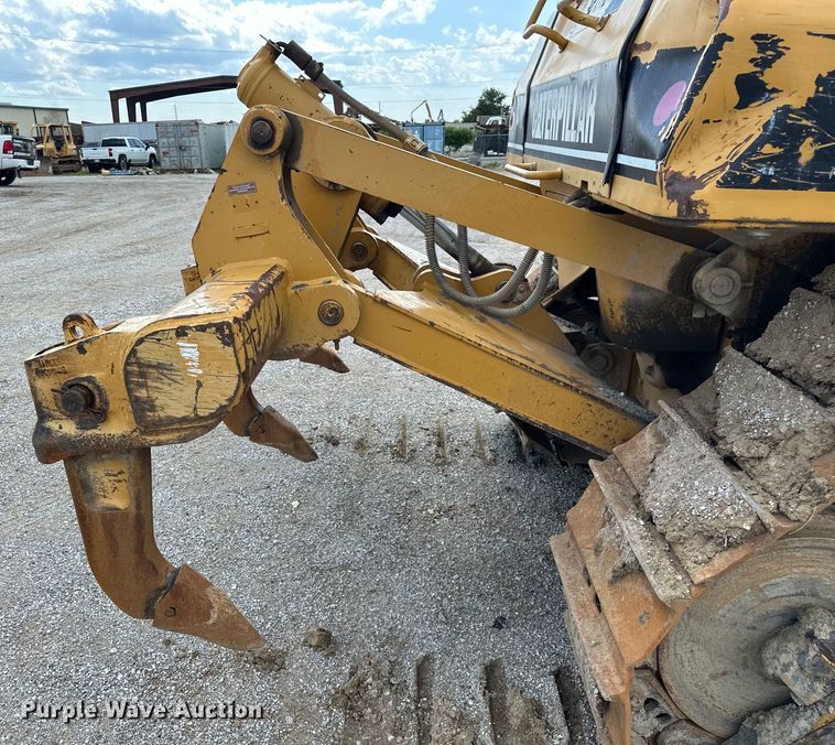 image for item DO7102 2006 Caterpillar  D6N XL dozer