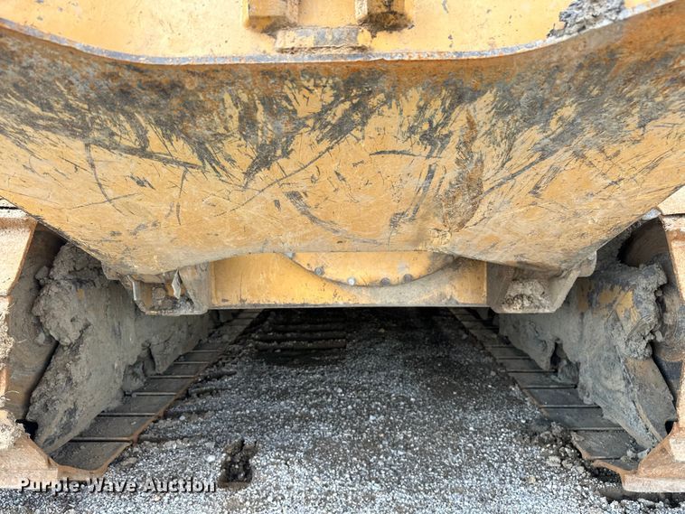 image for item DO7102 2006 Caterpillar  D6N XL dozer