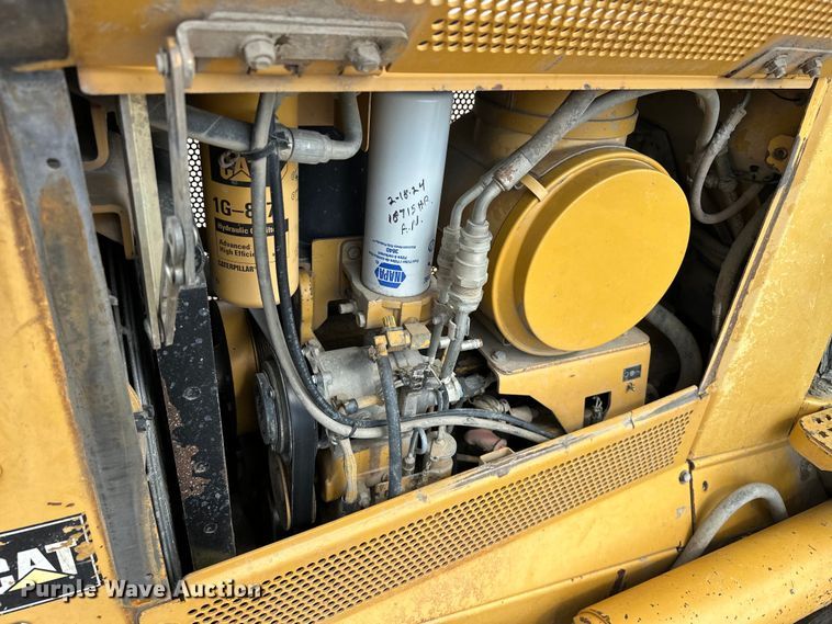 image for item DO7102 2006 Caterpillar  D6N XL dozer