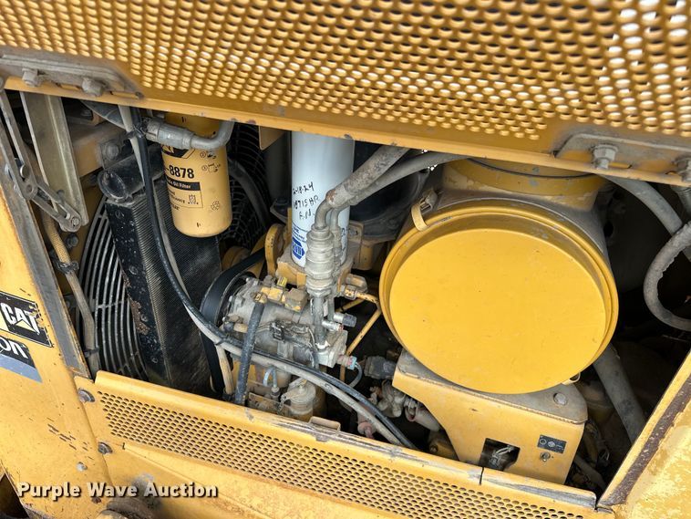 image for item DO7102 2006 Caterpillar  D6N XL dozer