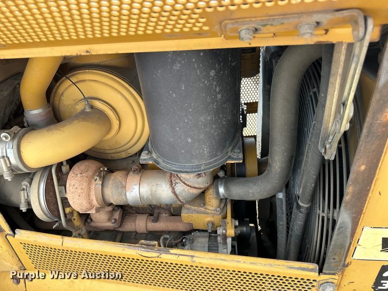 image for item DO7102 2006 Caterpillar  D6N XL dozer