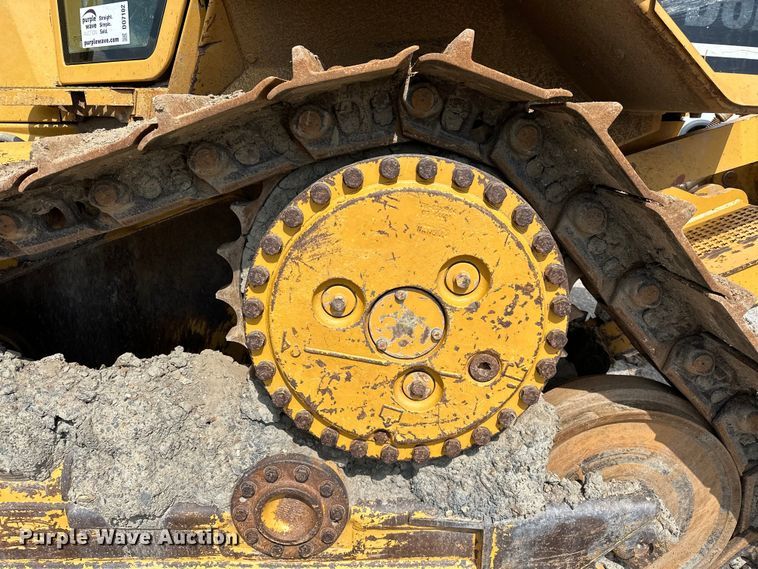 image for item DO7102 2006 Caterpillar  D6N XL dozer