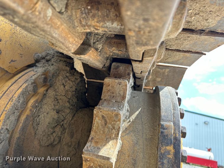 image for item DO7102 2006 Caterpillar  D6N XL dozer