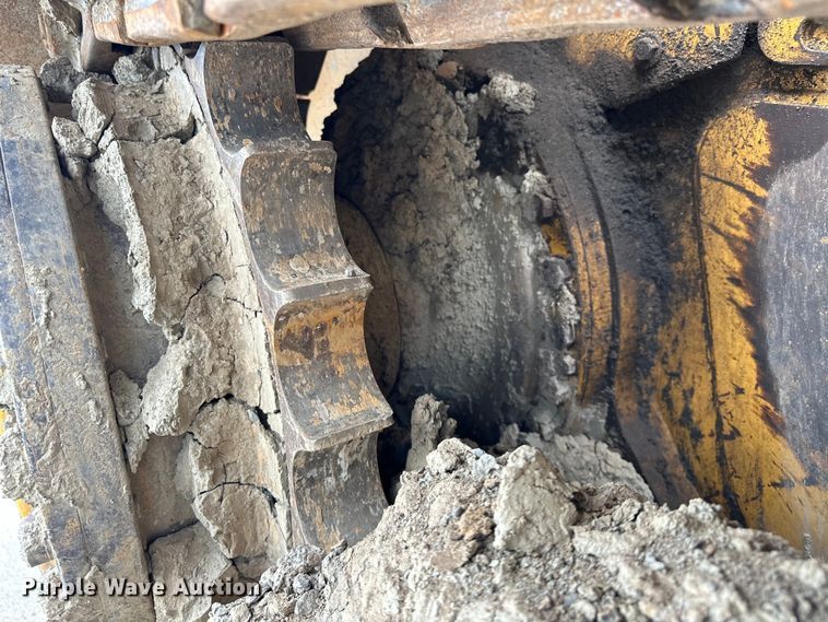 image for item DO7102 2006 Caterpillar  D6N XL dozer