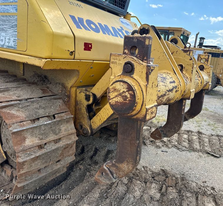 image for item DO7103 2013 Komatsu  D65EX dozer