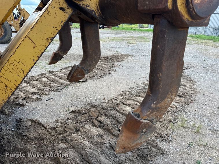 image for item DO7103 2013 Komatsu  D65EX dozer