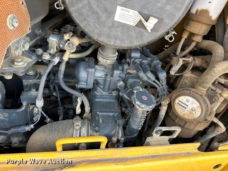 image for item DO7103 2013 Komatsu  D65EX dozer