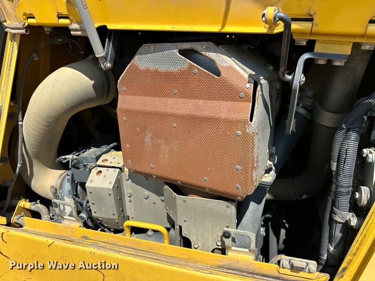 image for item DO7103 2013 Komatsu  D65EX dozer